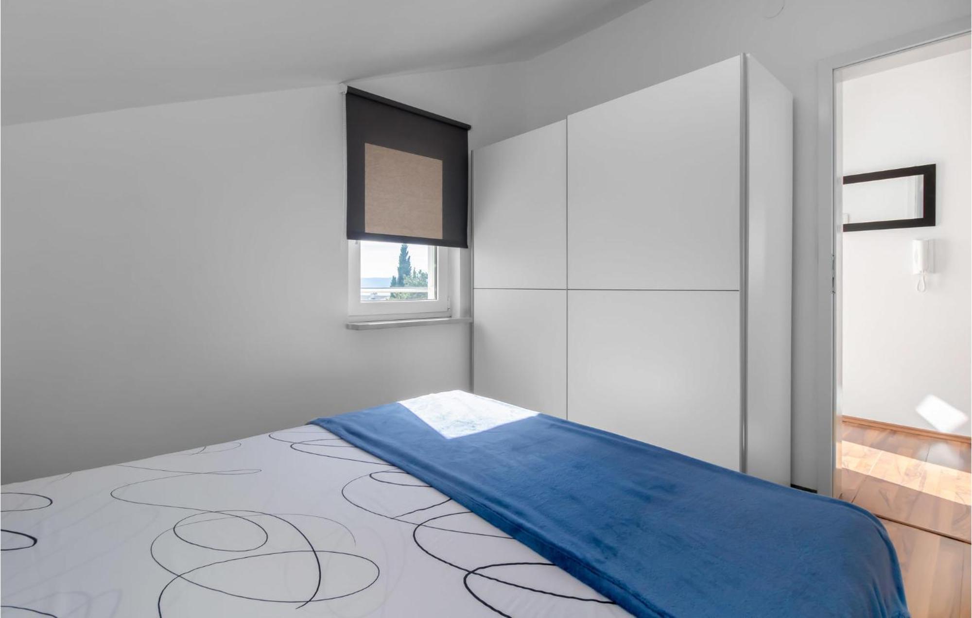 Stunning Apartment In Dramalj With House Sea View Exterior foto